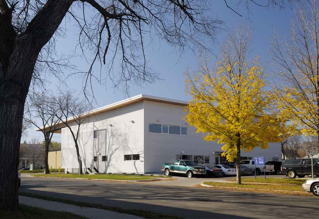 BEHLEN Steel Buildings LP: Brandon University Physical Plant