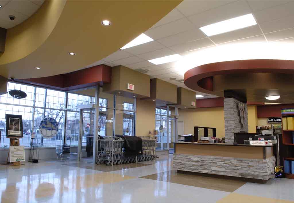 BEHLEN Steel Buildings LP: Brandon Liquor CC