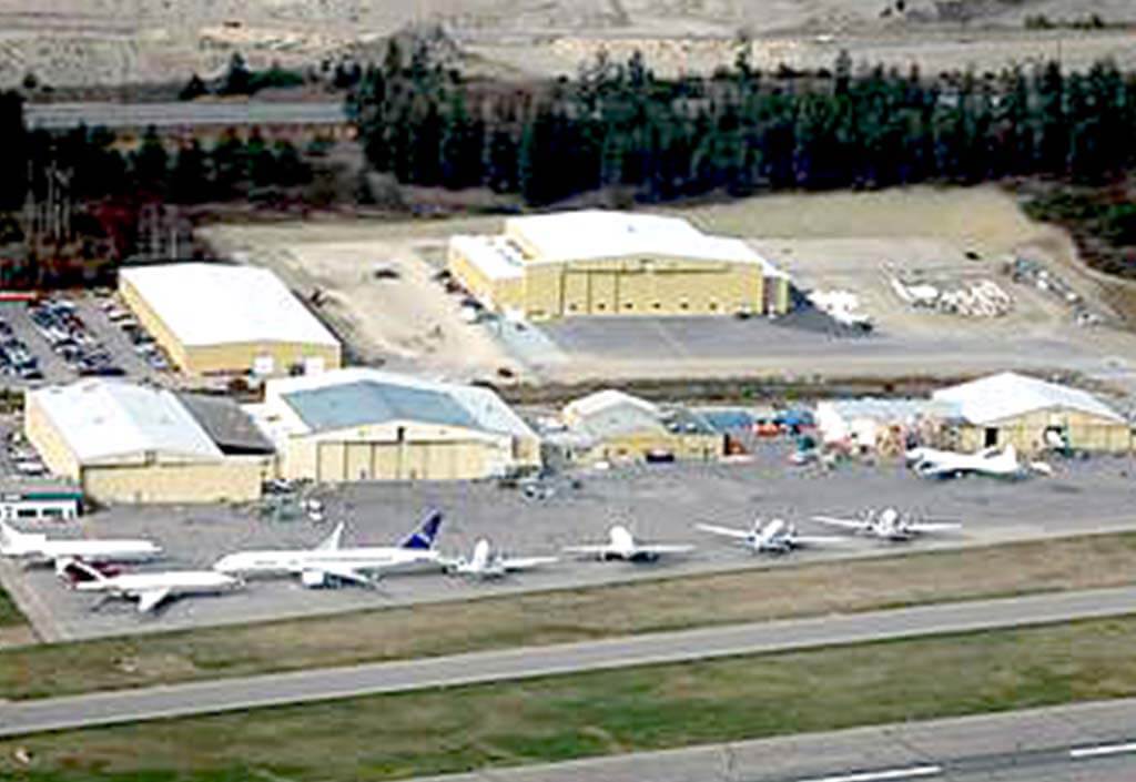 BEHLEN Steel Buildings LP: Kelowna Flightcraft Hangar