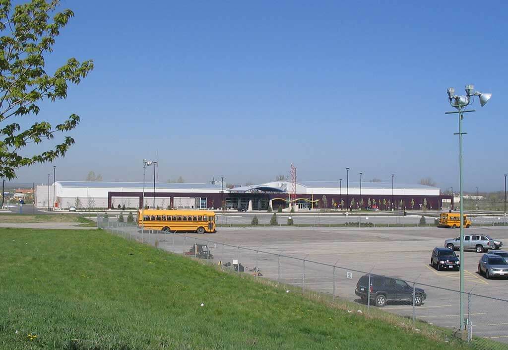 BEHLEN Steel Buildings LP: St. Catherines Recreation Complex